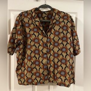 Cropped Monoprix blouse 🌸